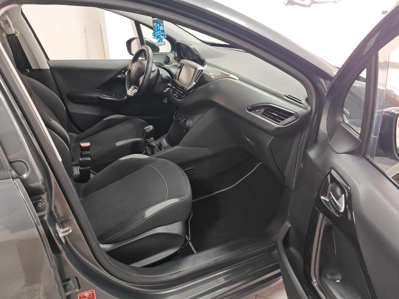 Peugeot 208 5 Porte 208 5p 1.2 puretech Active 82cv