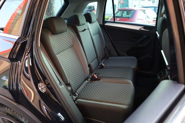 VOLKSWAGEN Tiguan 2.0 TDI Sport R-LINE 19" Full LED ACC Radar