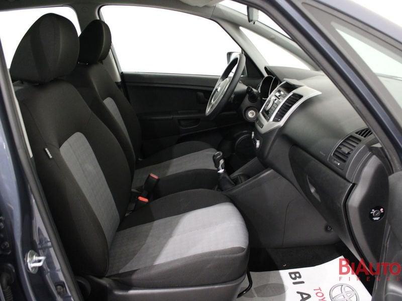 KIA Venga Venga 1.4 CVVT Active