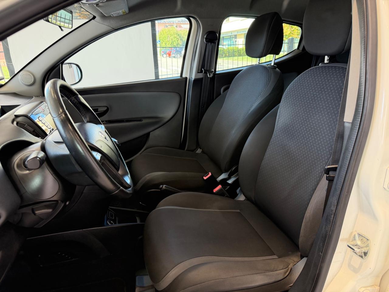 Lancia Ypsilon 1.3 MJT S&S Platinum