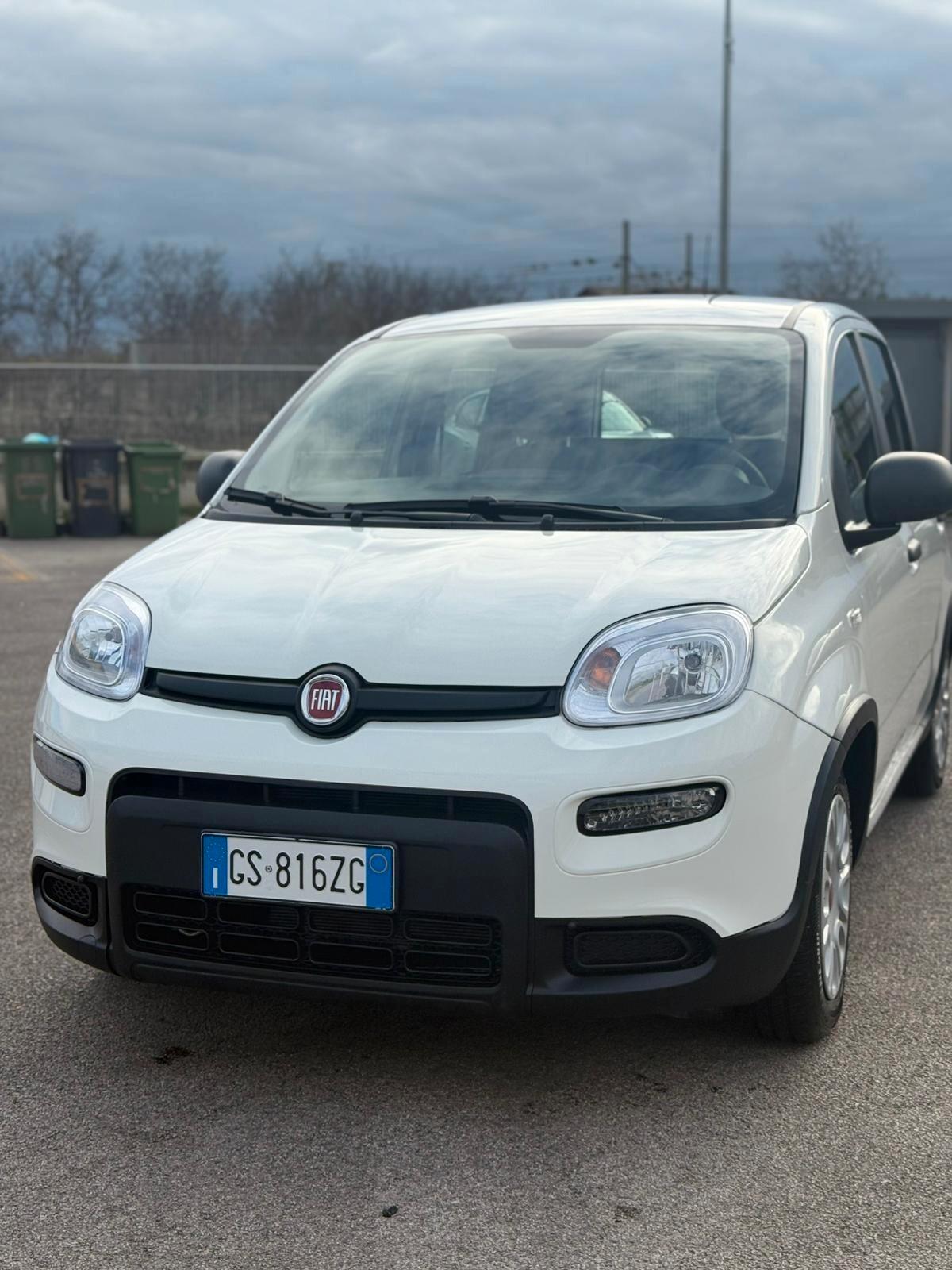 Fiat Panda 1.0 Hybrid 2024 iva esposta