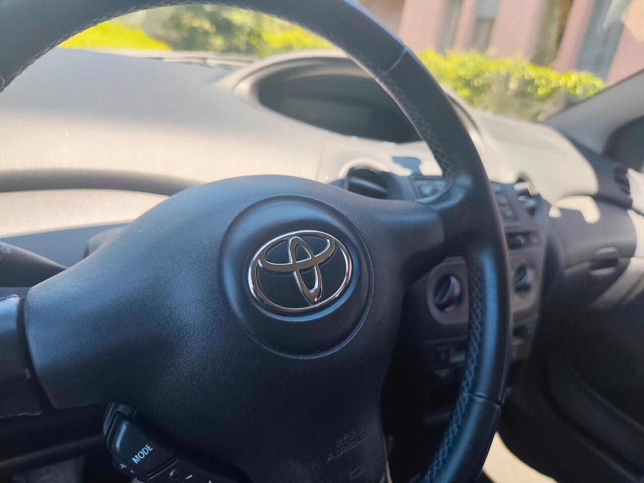 Toyota Yaris 1.0i Benz euro 4 5 porte