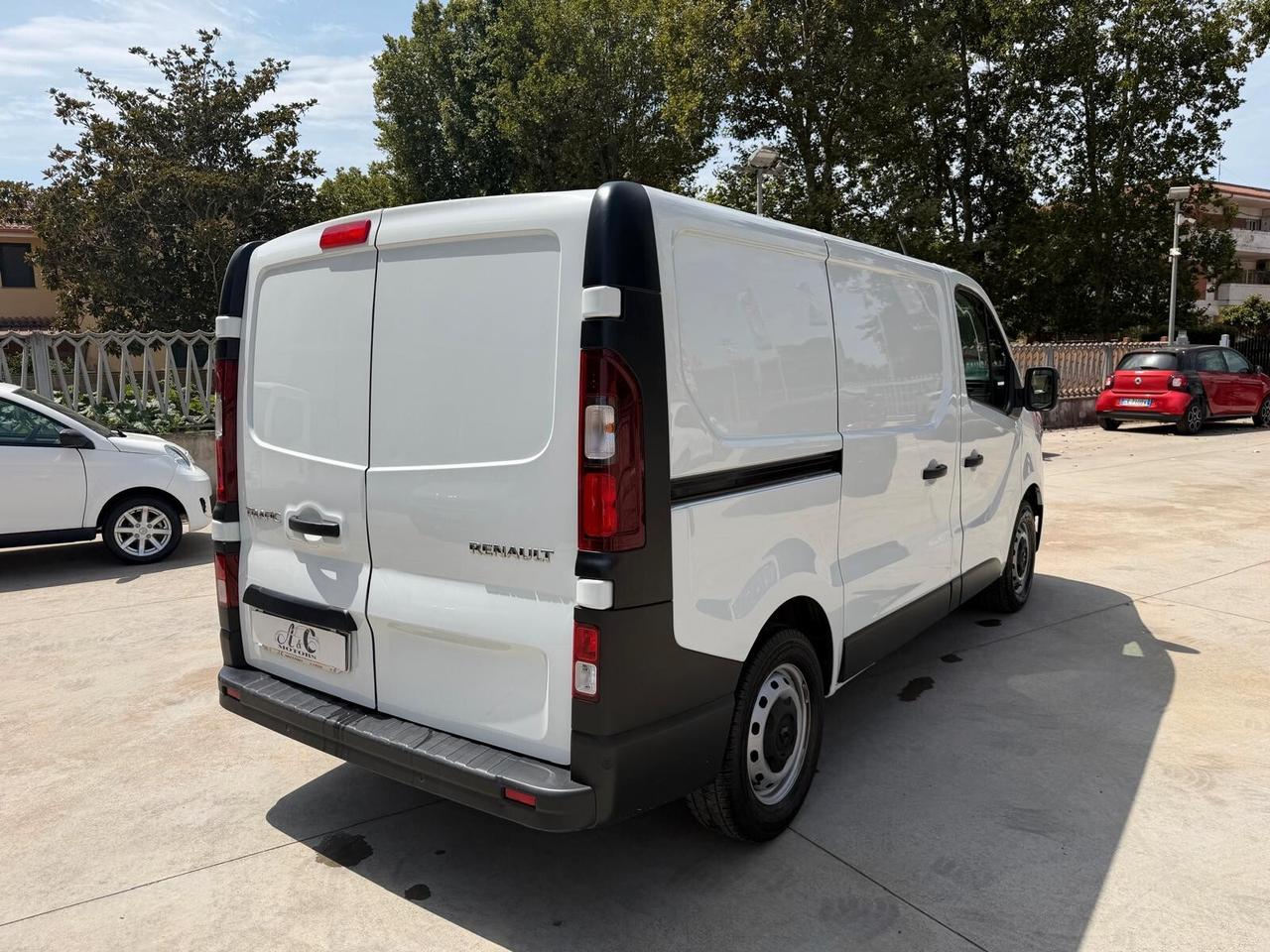 Renault Trafic T30 2.0 dCi 130CV PL-TN Furgone Start