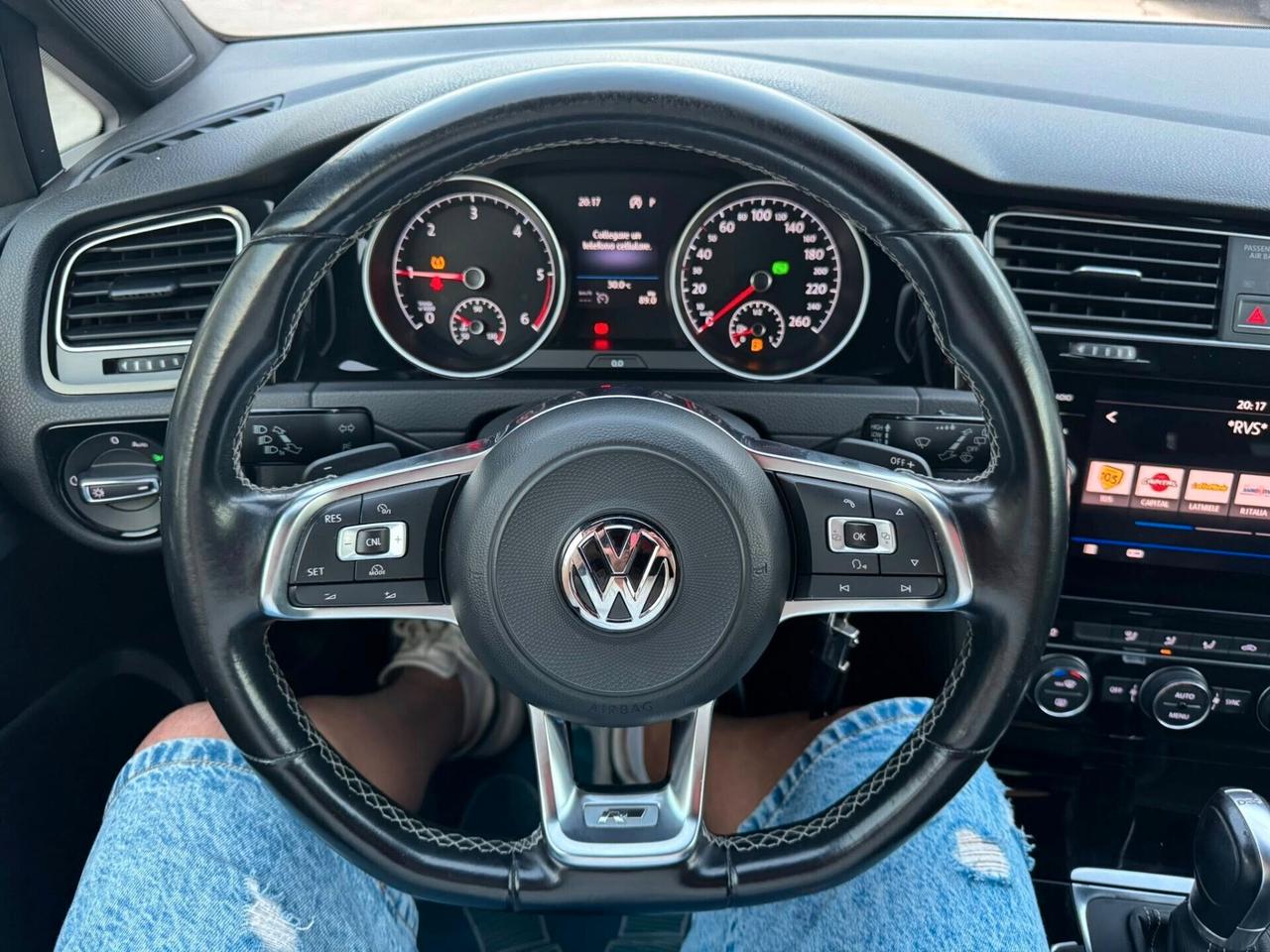 Volkswagen Golf 7.5 R-Line DSG