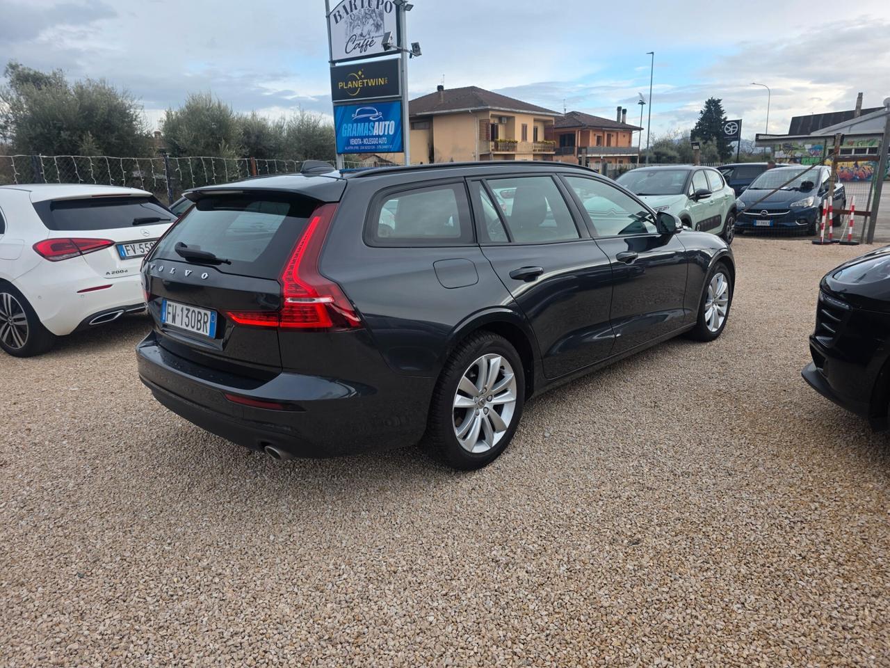 Volvo V60 D3 Geartronic R-design 12 mesi Garanzia
