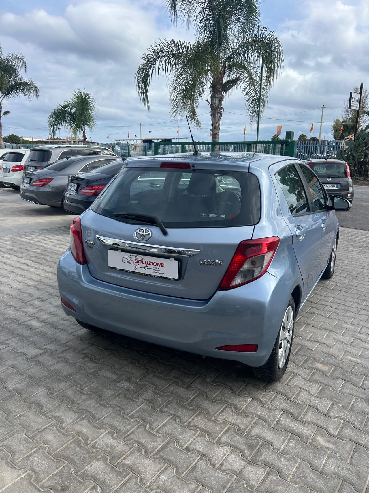 Toyota Yaris 1.4 D-4D 5 porte Lounge