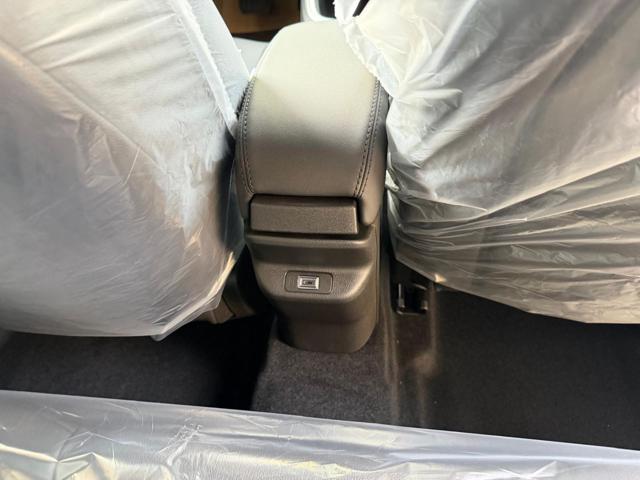 JEEP Avenger Summit-1.2 48V-MHEV-Pelle-Winter Pack-P.Consegna