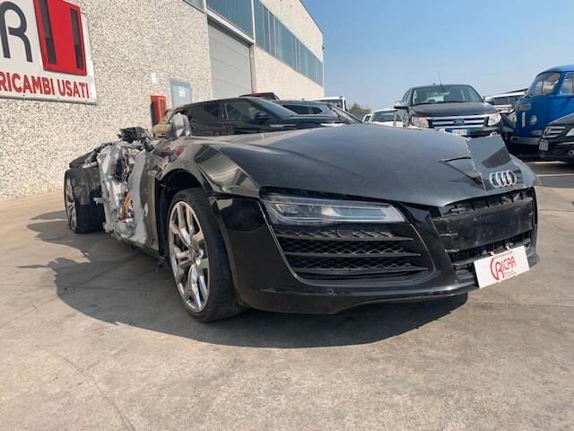 Audi R8 4.2 V8 FSI quattro