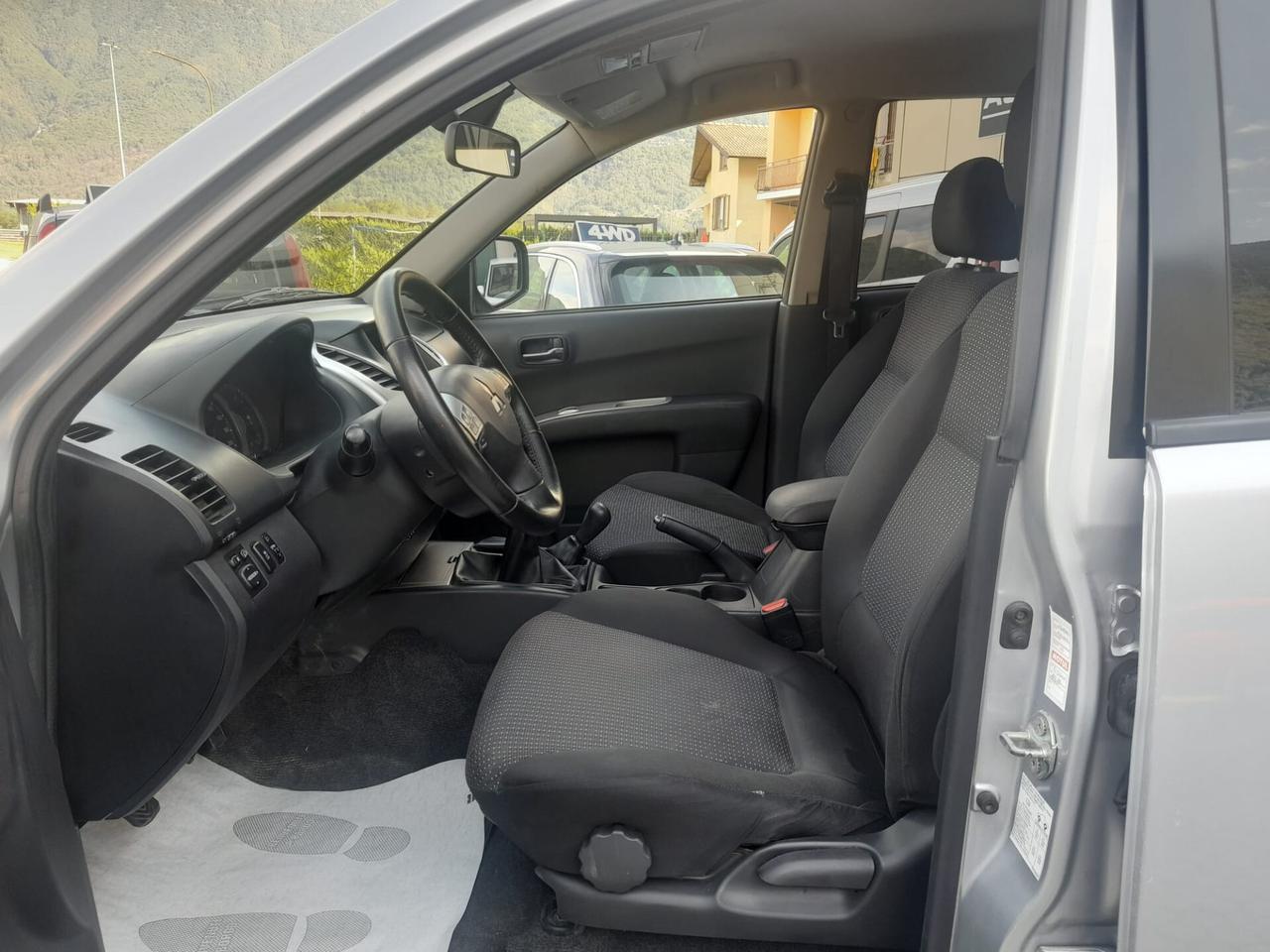 Mitsubishi L200 2.5 DI-D/178CV DC Intense Plus DPF