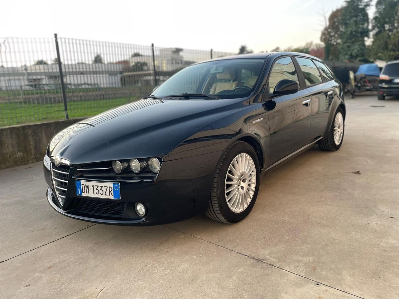 Alfa Romeo 159 1.9 JTDm 16V Sportwagon TI