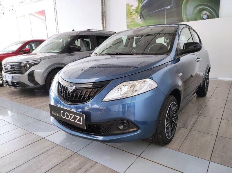 Lancia Ypsilon 3ª serie 1.0 FireFly 5 porte S&S Hybrid Oro