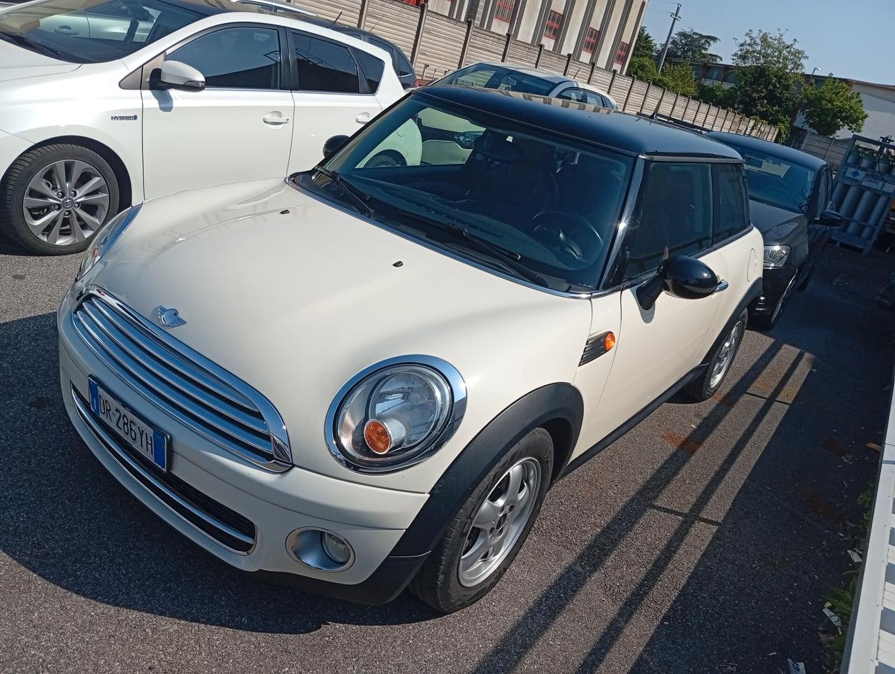 Mini 1.6 16V Cooper D NEOPATENTATI OK