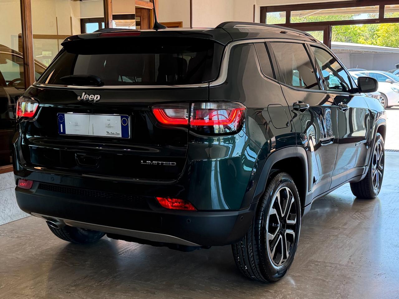 Jeep Compass 2WD 1.6 M.JET 130 cv. LIMITED (Nav)