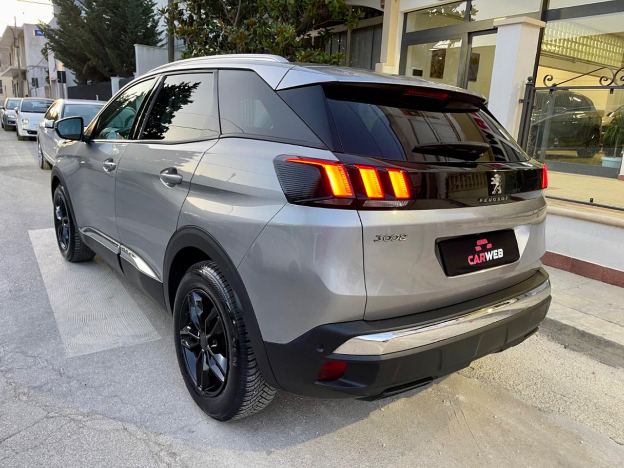 PEUGEOT 3008 ALLURE 1.6 EAT6 120CV Navy LED 2017