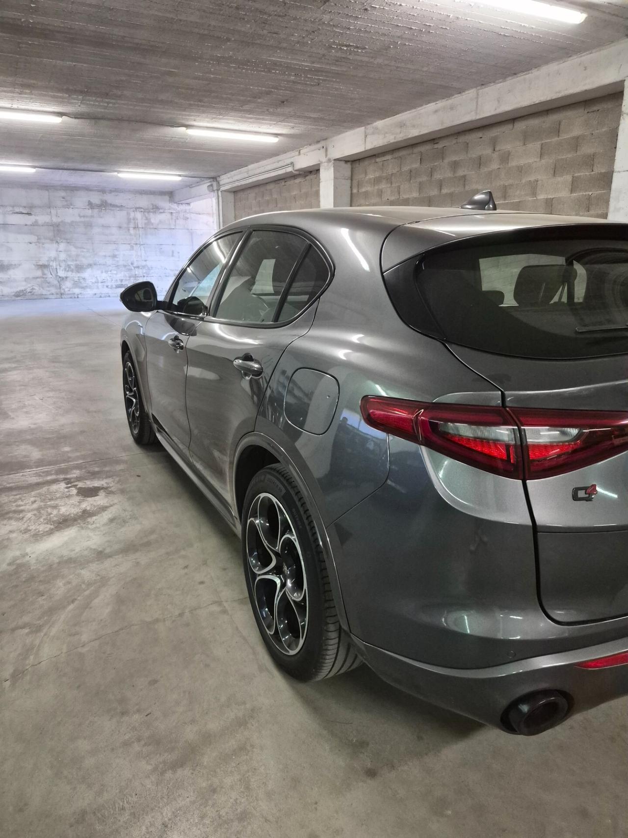 Alfa Romeo Stelvio 2.2 Turbodiesel 210 CV AT8 Q4 Veloce