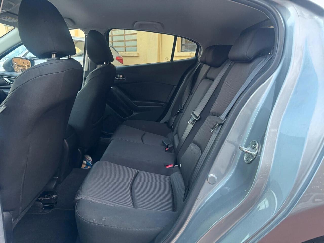 Mazda 3 2016 2.2 Diesel Skyactiv-D Exceed