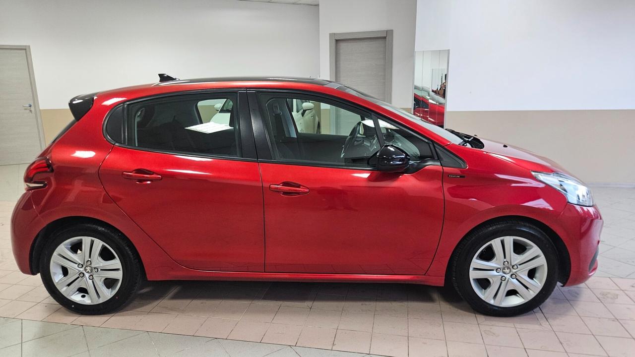 Peugeot 208 PureTech 82 5 porte Allure