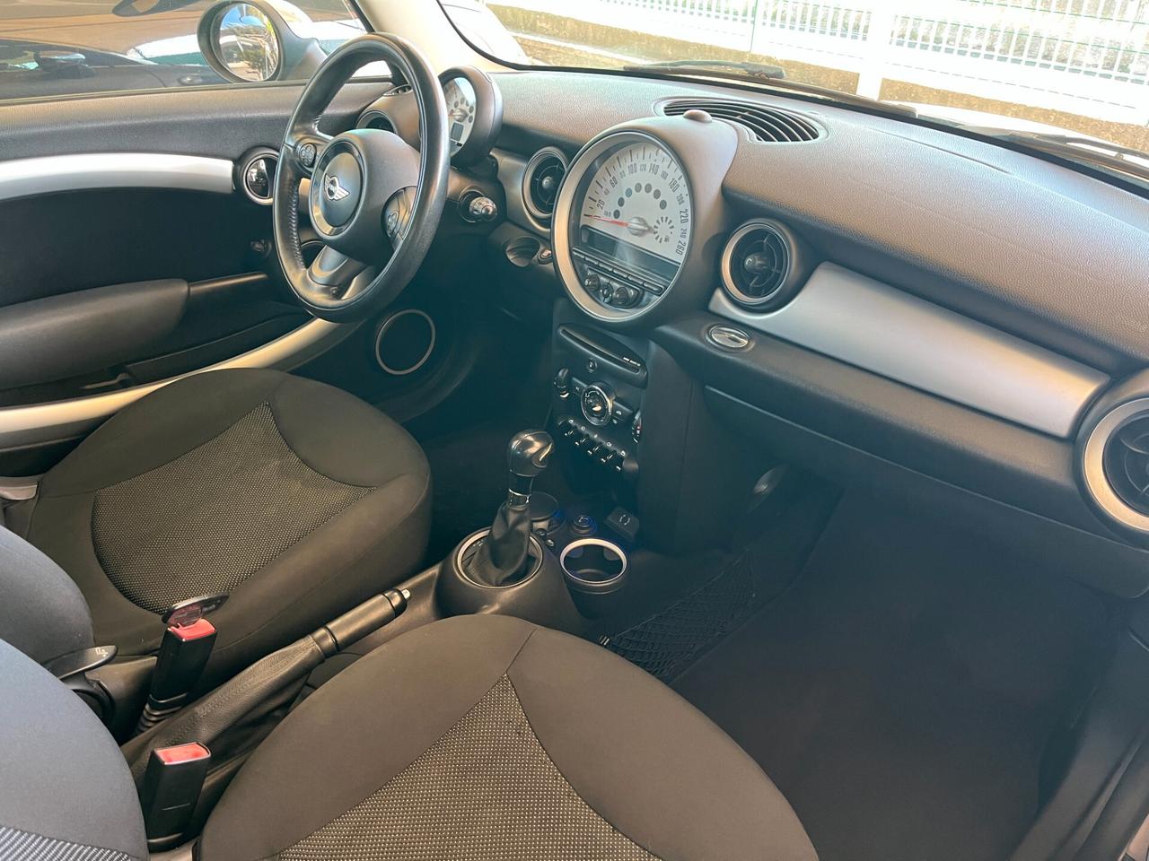 Mini Cooper D Coupe 2.0