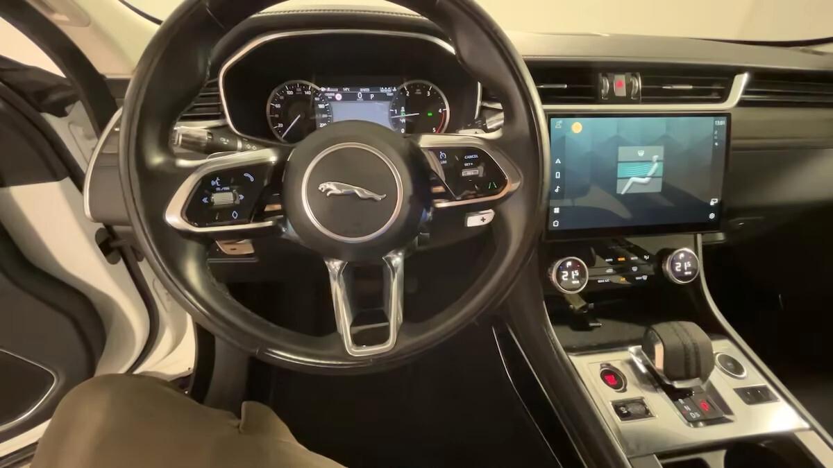 Jaguar F-Pace 2.0 D 163 CV AWD aut. SE