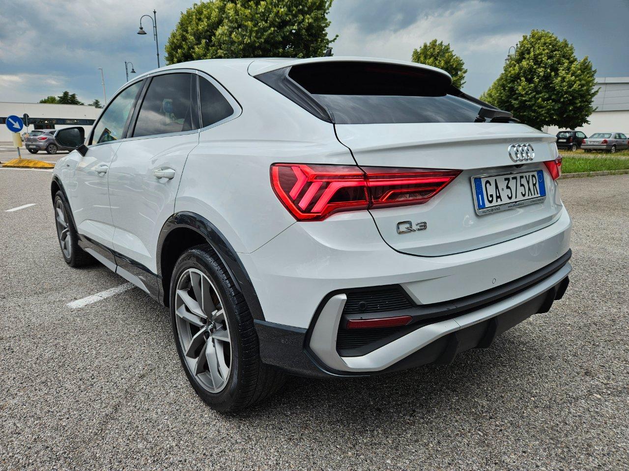Audi Q3 Sportback 35 1.5 tfsi mhev S line edition 150cv s-tronic