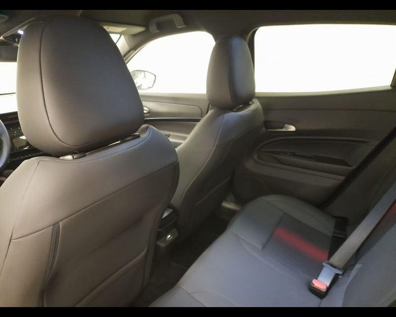 Alfa Romeo Junior Ibrida My25 Ibrida Q4 1.2 145cv Hybrid Edct6