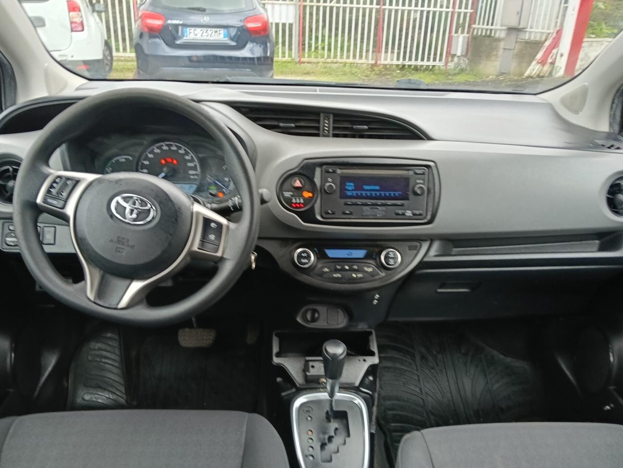 Toyota Yaris 1.5 Hybrid 5 porte Business