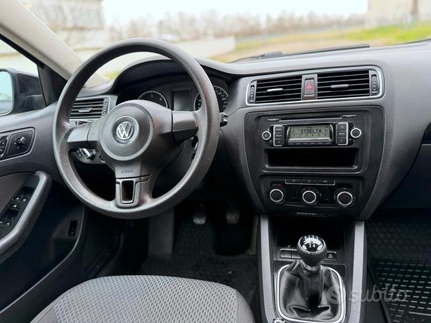 Volkswagen Jetta 1.6 TDI BlueMotion Technology