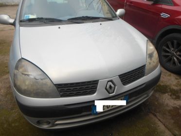 Renault Clio 1.6 16V cat 5 porte Initiale