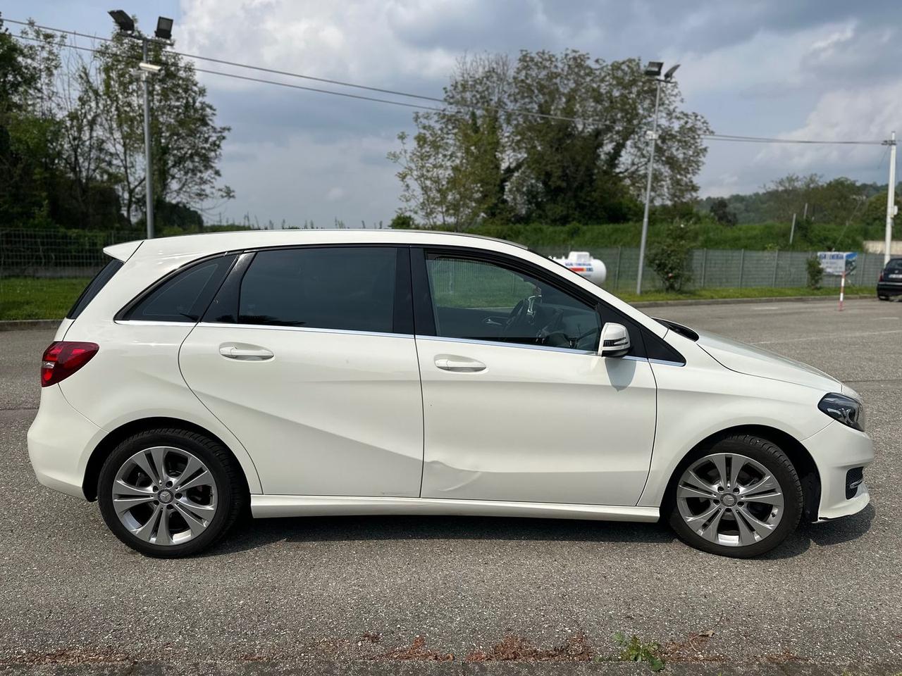 Mercedes-Benz B 180 Sport B 180 D #10480