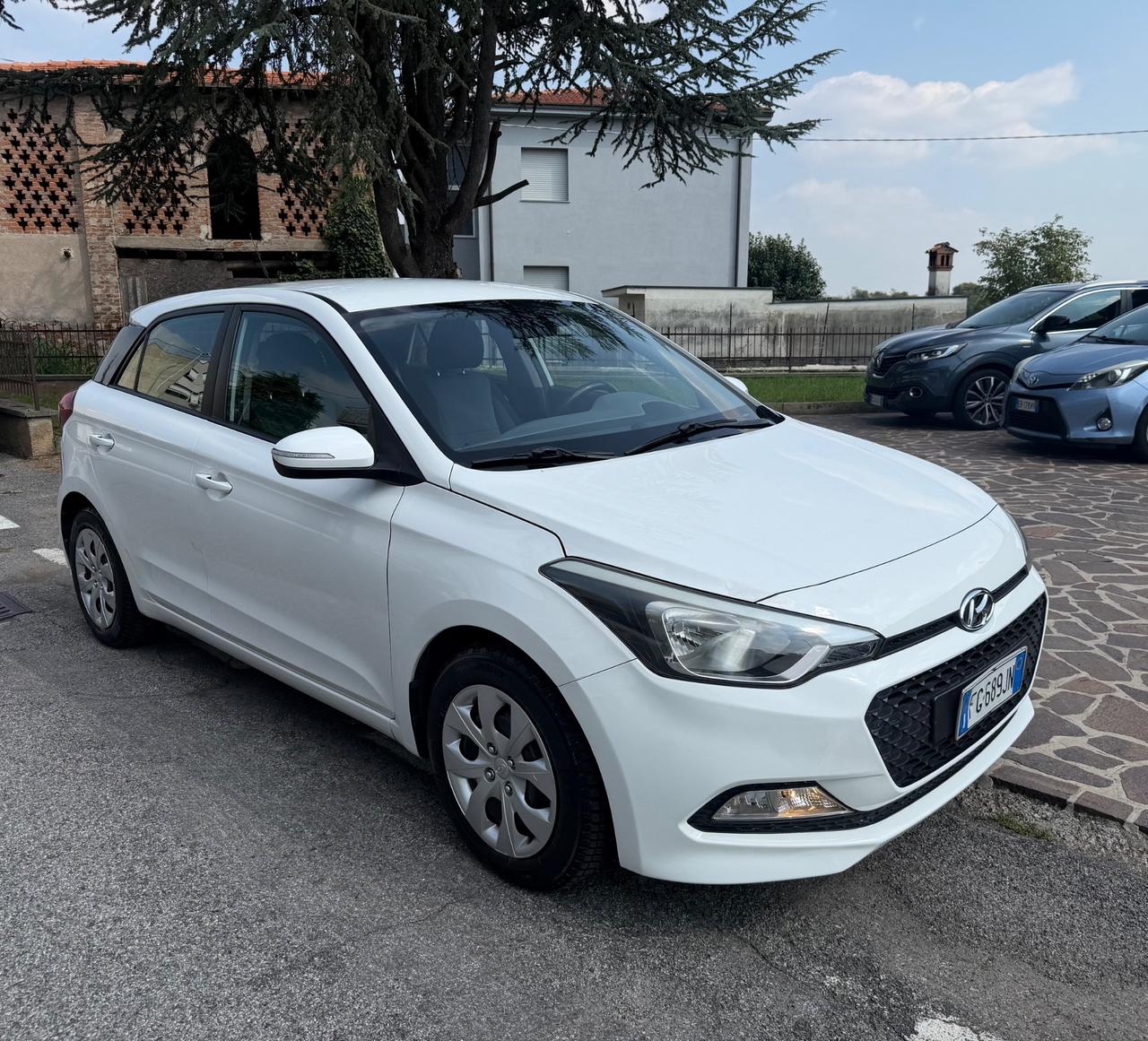 Hyundai i20 1.2 84 CV 5 porte Style