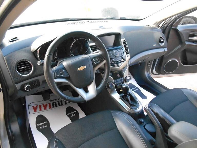 Chevrolet Cruze 1.7 Diesel Station Wagon LTZ