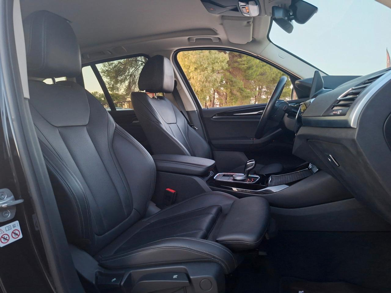 Bmw X3-18d-150CV *NAVY*LED*TELECAMERA