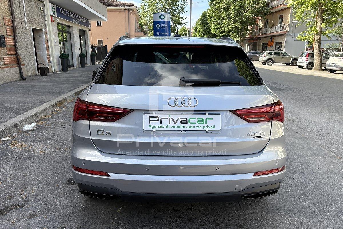 AUDI Q3 40 TDI quattro S tronic Business Advanced