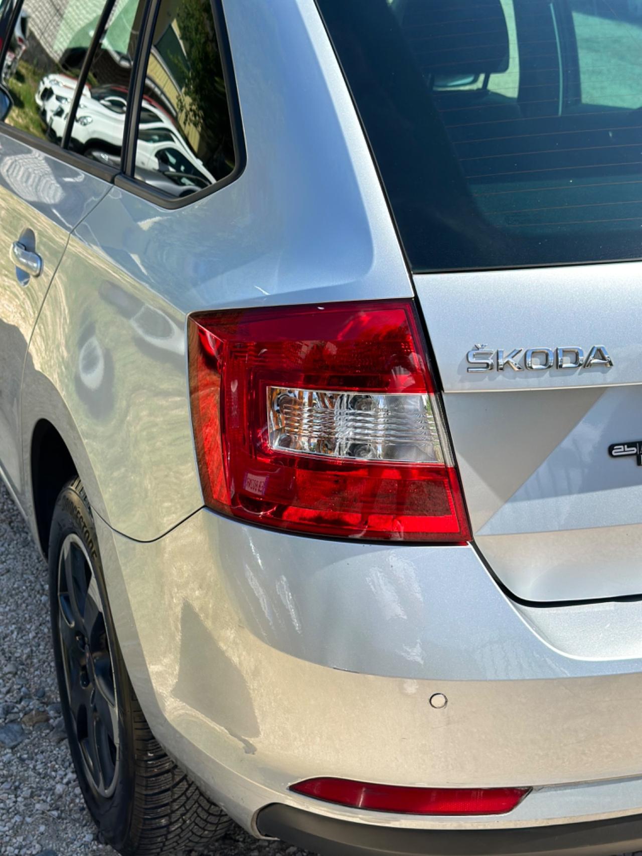 Skoda RAPID 1.6 TDI CR 105 CV STYLE KMCERT UNICOPR