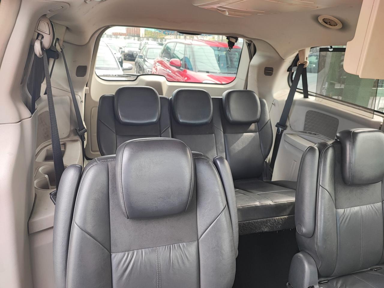 Chrysler Voyager Grand 2.8 CRD DPF Limited