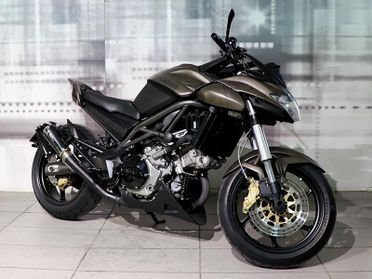 Cagiva V-Raptor 1000