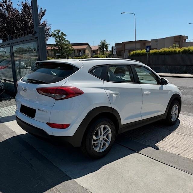 Hyundai Tucson 1.7 CRDi Sound Edition