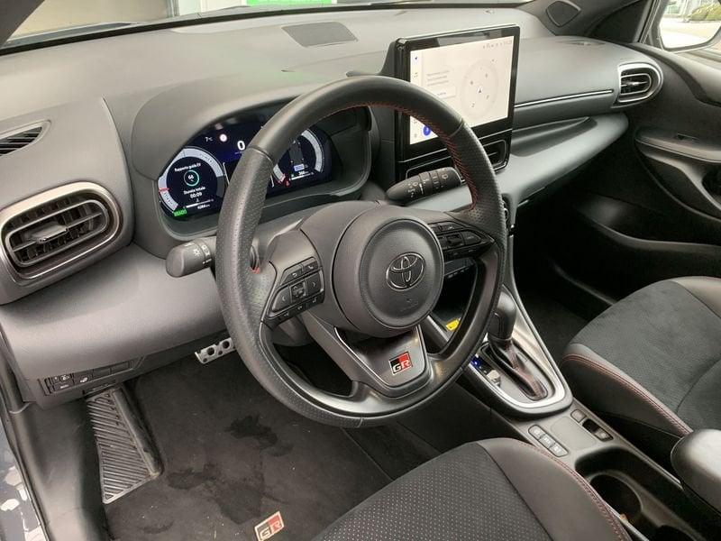 Toyota Yaris Hybrid 130 GR SPORT