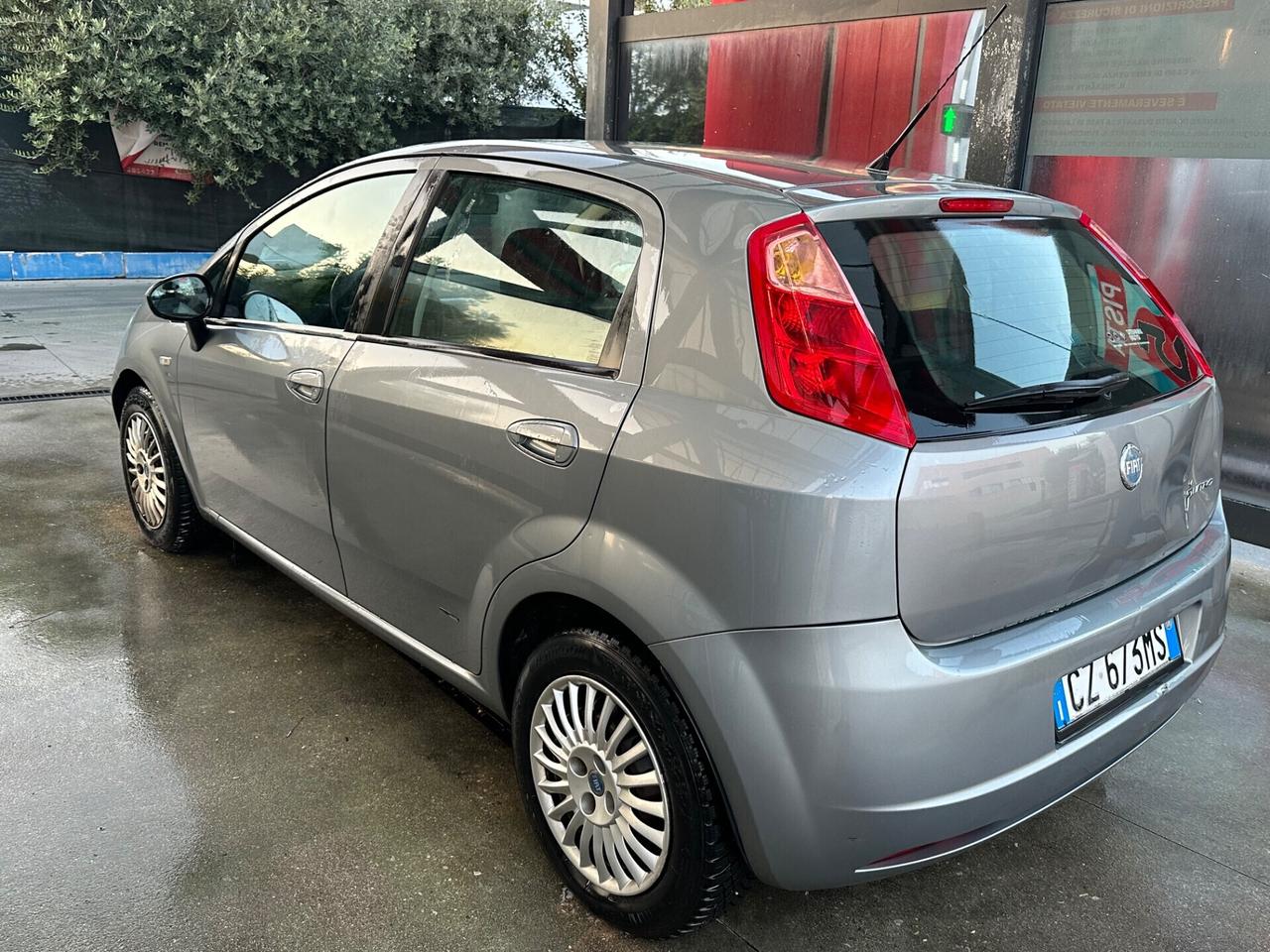 Fiat Grande Punto 1.4 benz metano neopat. 2006