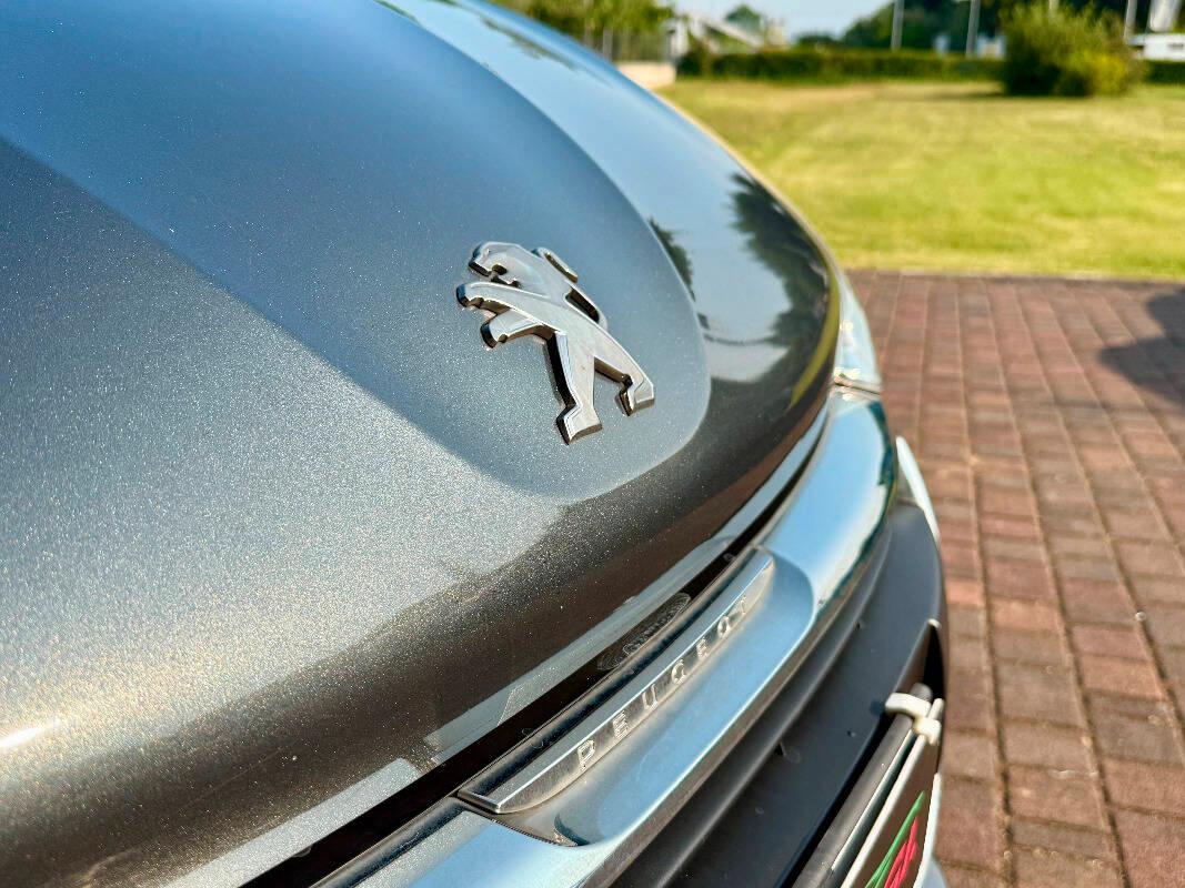 Peugeot 208 1.4 hdi 8v Active 5p