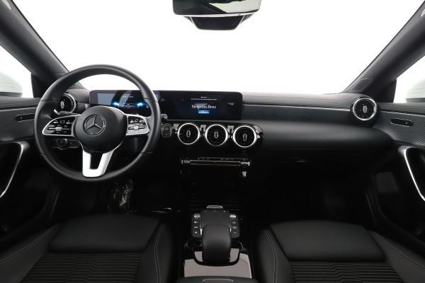 Mercedes CLA Shooting Brake 180 Sport auto