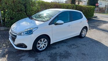 Peugeot 208 BlueHDi 120 S&S 5 porte GT Line