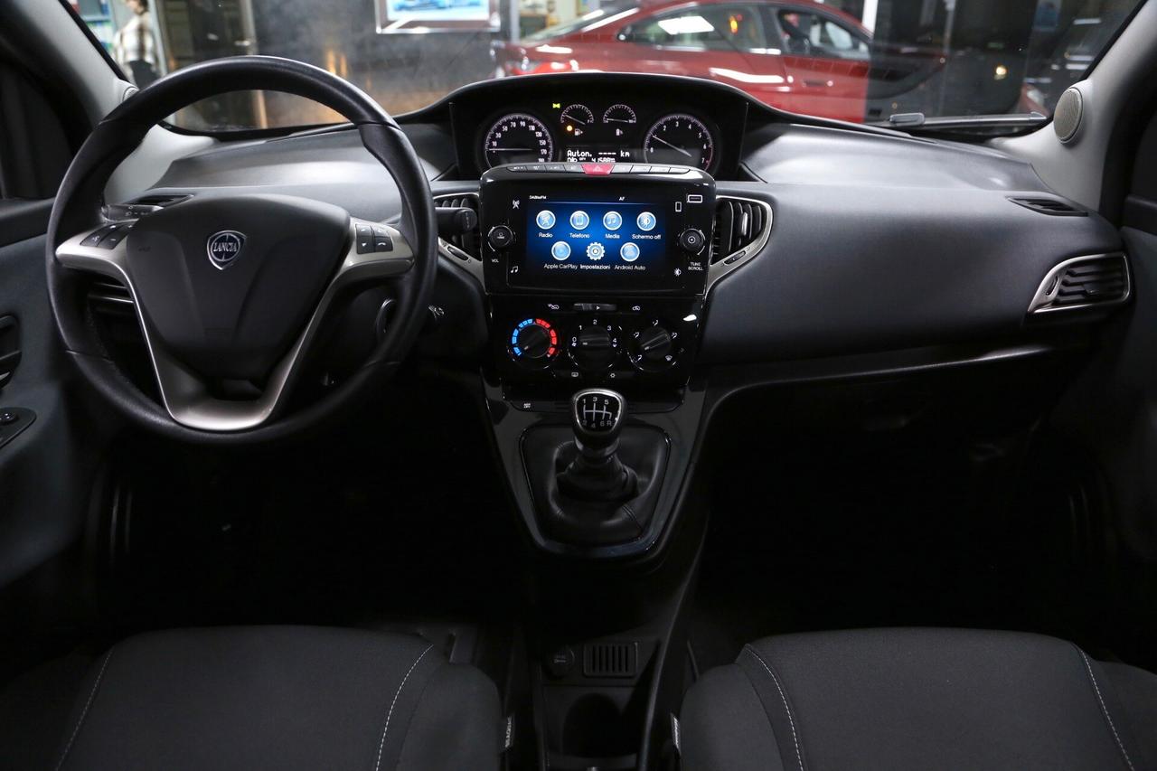 Lancia Ypsilon 1.0 FireFly 5 porte S&S Hybrid Gold