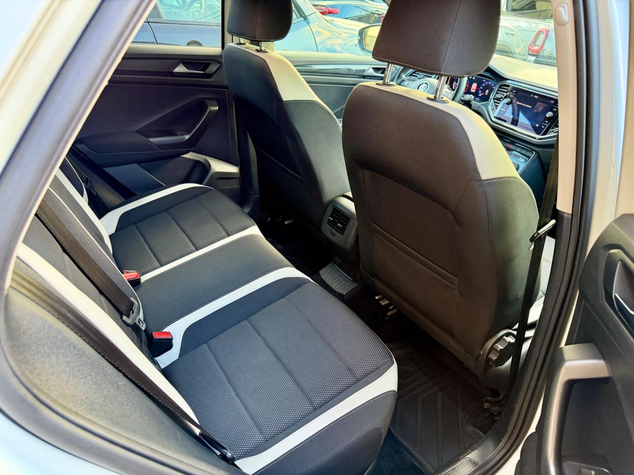 Volkswagen T-Roc 2.0 TDI SCR 150 CV Business BlueMotion Technology