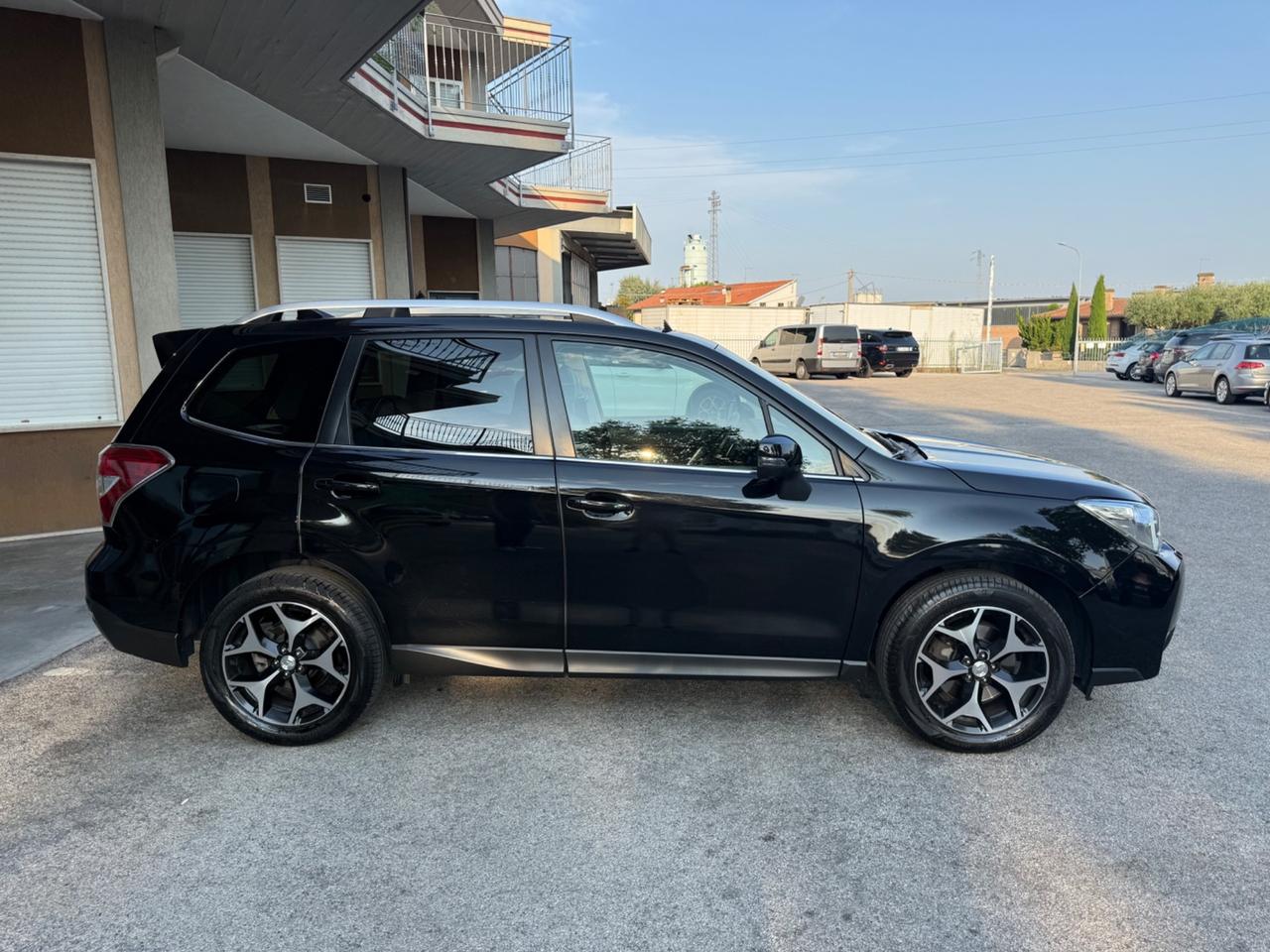 Subaru Forester 2.0D Lineartronic 146cv - 4x4