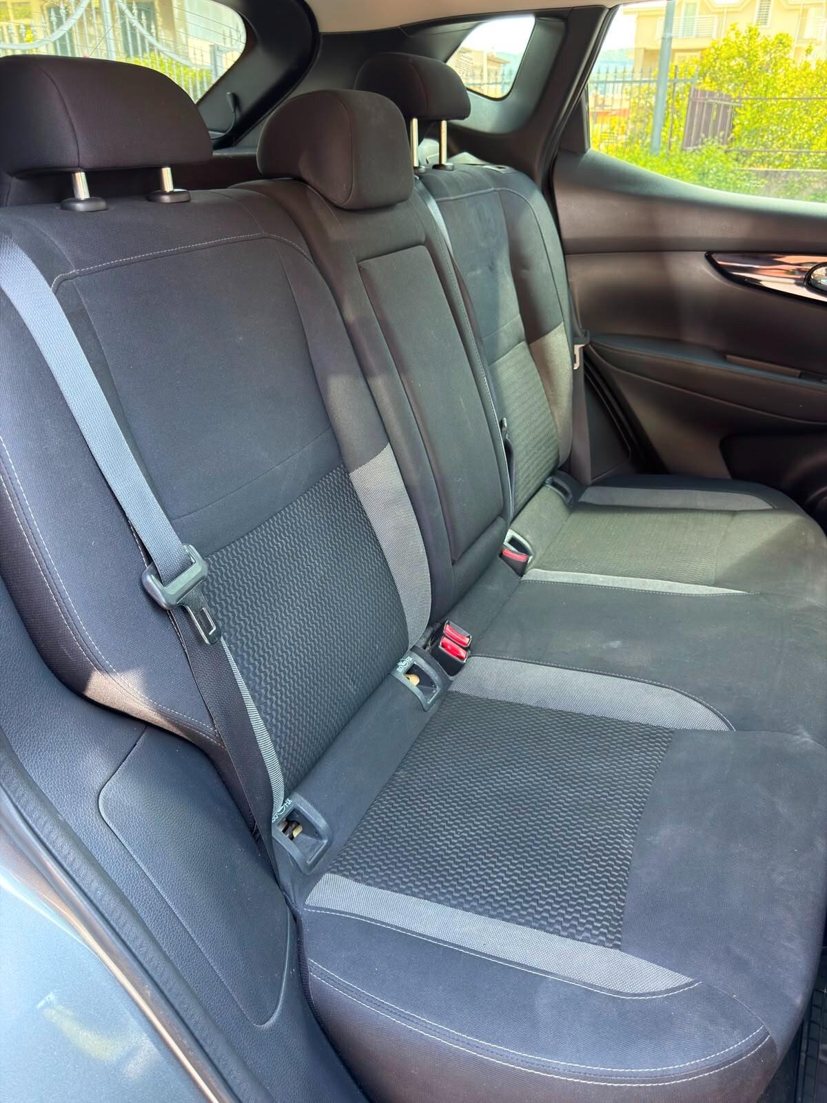 Nissan Qashqai 1.5 dCi Business