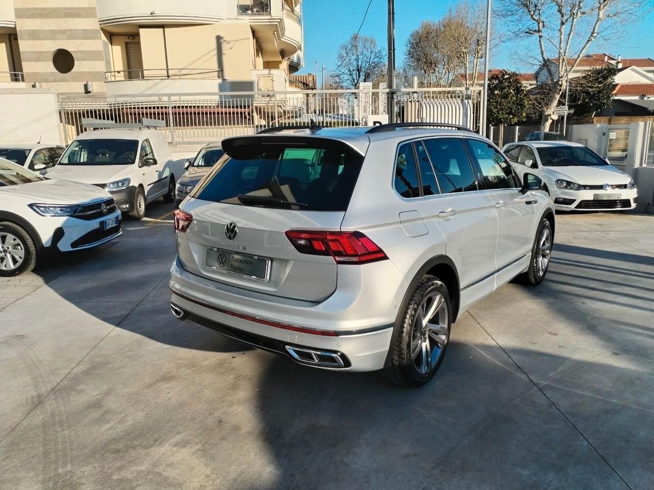 Volkswagen Tiguan 2.0 TDI 150 CV SCR DSG R-Line