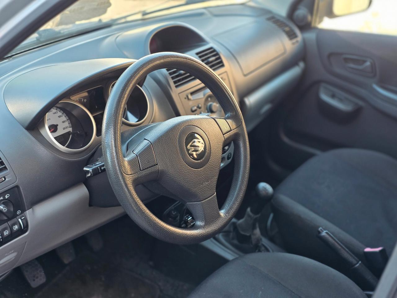 Suzuki Ignis 1.5 16V GPL cat 4WD Deluxe