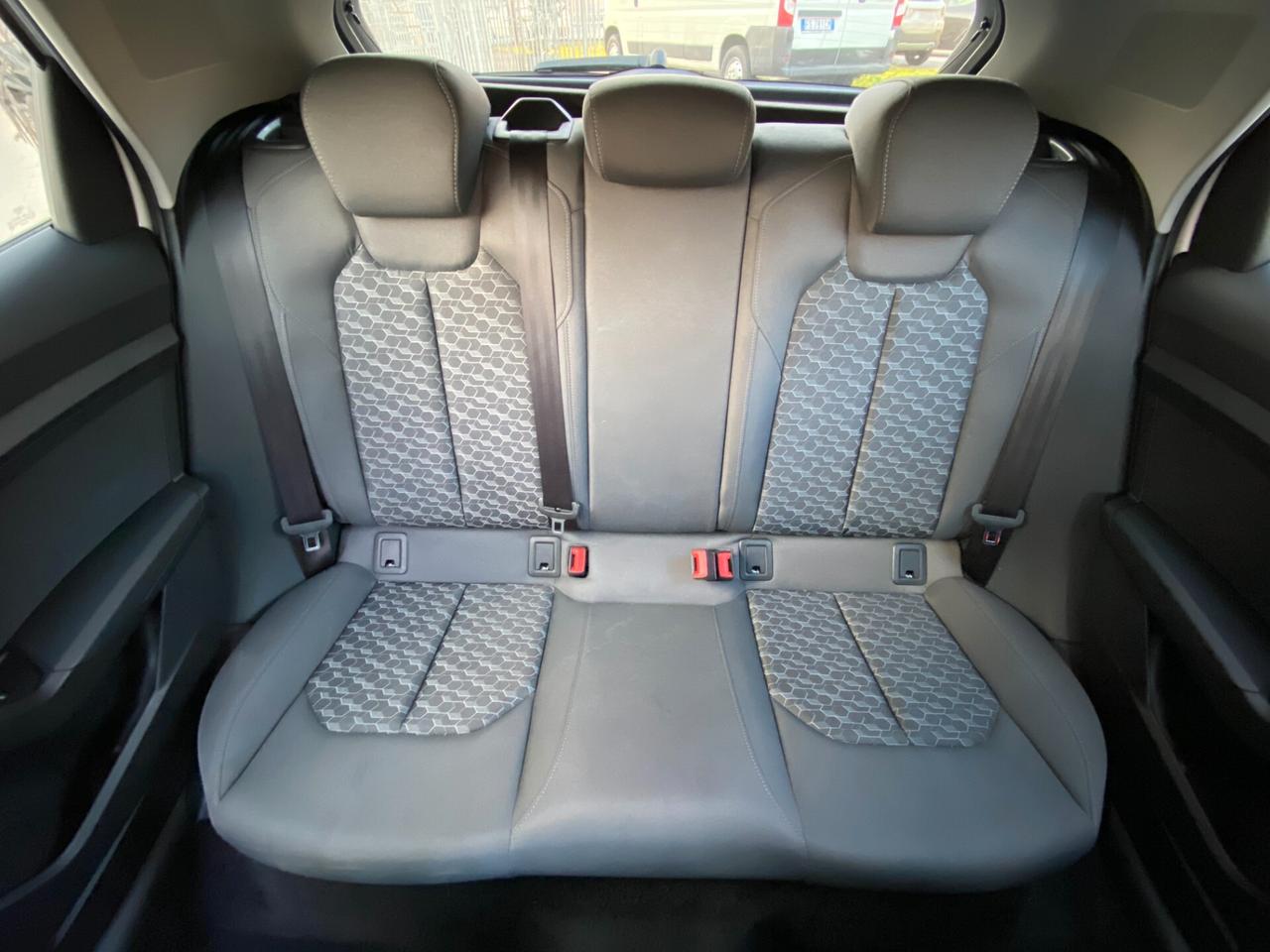 Audi A1 SPB 30 TFSI S tronic Identity Black