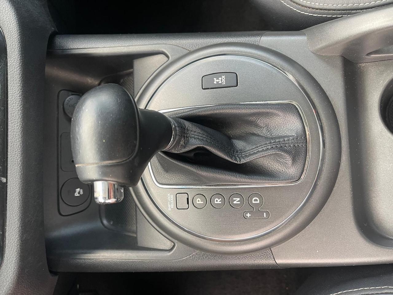 Kia Sportage 2.0 CRDI VGT 184CV AWD R Automatico